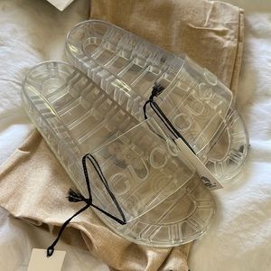 Gucci Pursuit Slide - women’s 7.5/8 - CLEAR RUBBER
